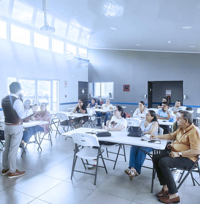 CURSOS CR 13